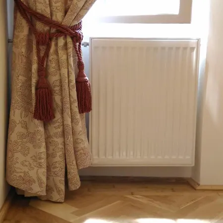 Unique, Floor, Individual *
